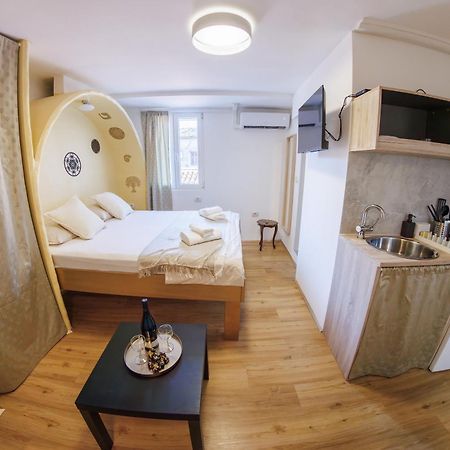 Plutus Apartments And Rooms With Free Parking Koper Eksteriør billede