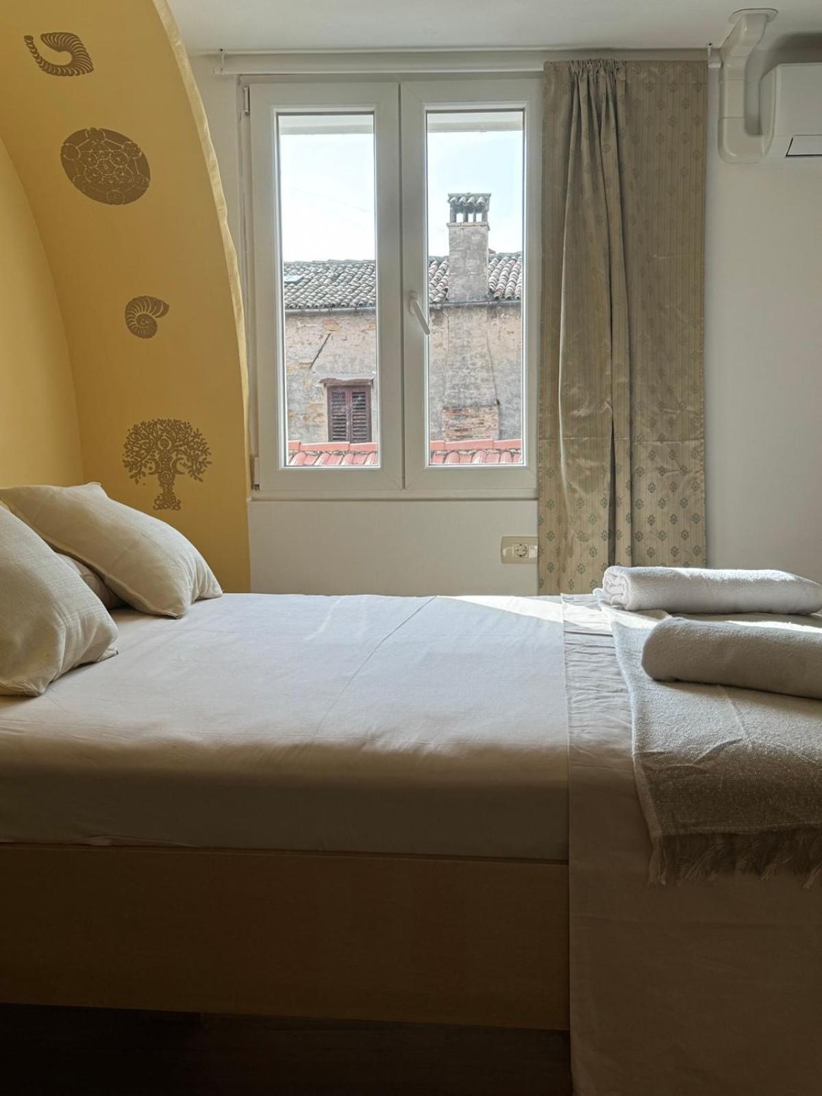 Plutus Apartments And Rooms With Free Parking Koper Eksteriør billede