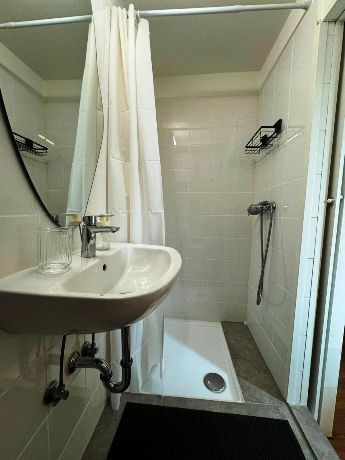 Plutus Apartments And Rooms With Free Parking Koper Eksteriør billede