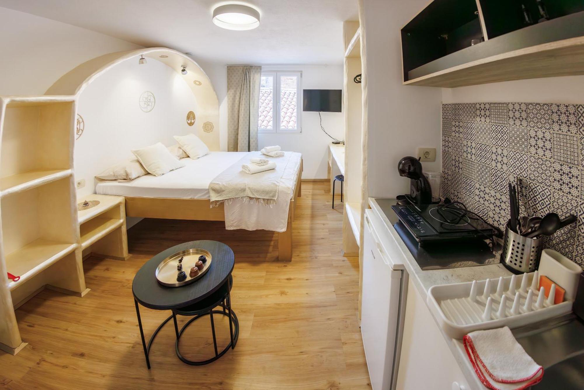 Plutus Apartments And Rooms With Free Parking Koper Eksteriør billede