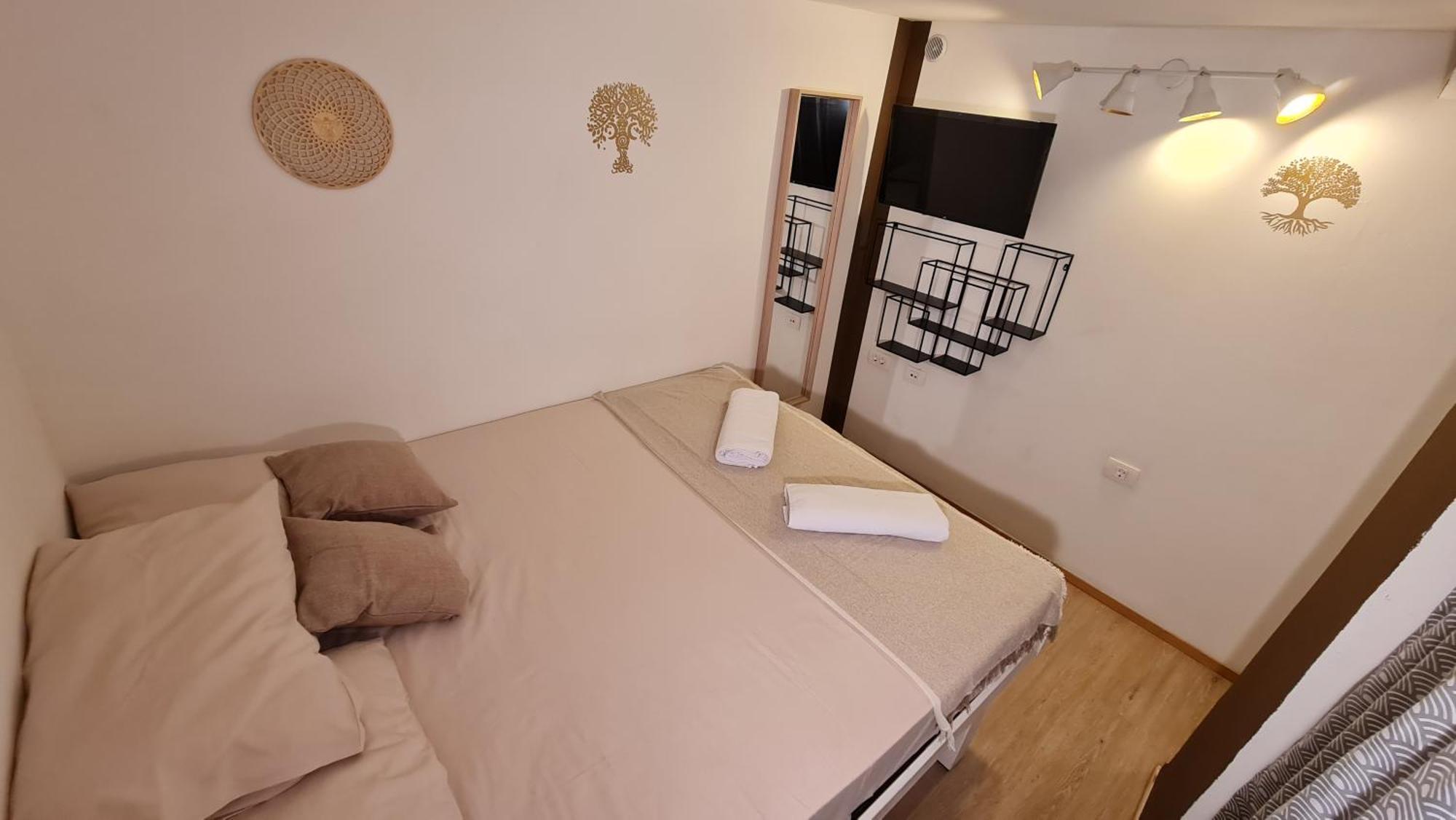 Plutus Apartments And Rooms With Free Parking Koper Eksteriør billede